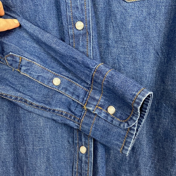J.Crew 10 Denim Shirt Dark Rinse Pearl Snap Buttons Slim Western - Picture 8 of 14